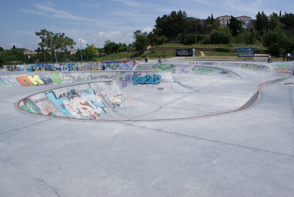 skatepark poussan